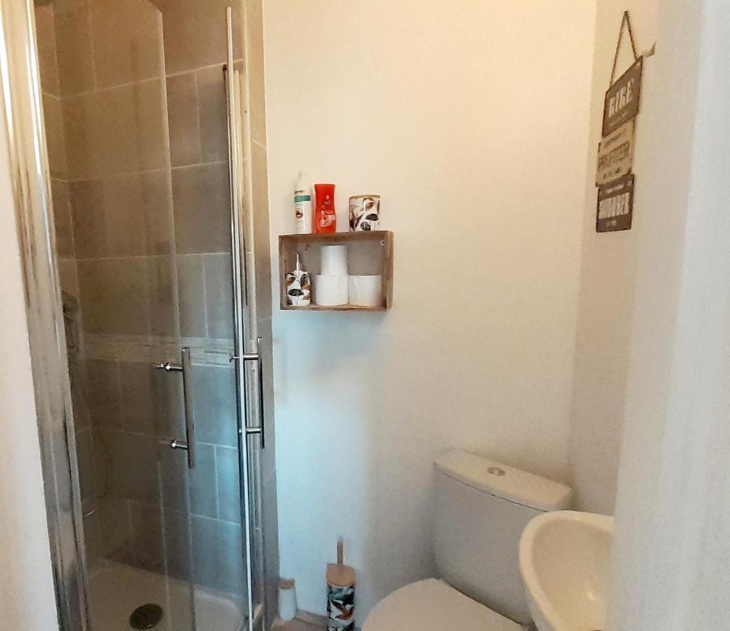 Chambres D'Hotes & Jacuzzi - A L'Ombre Des Amandiers Saint-Martin-dʼArdèche 외부 사진