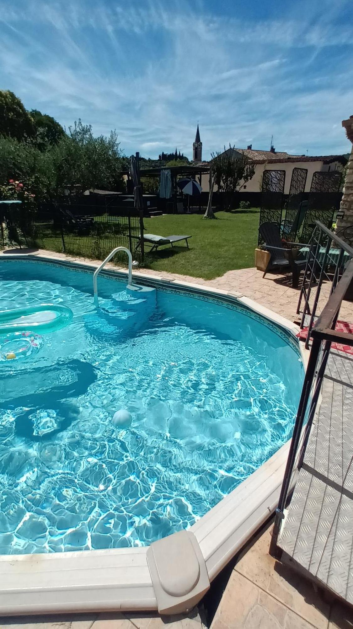 Chambres D'Hotes & Jacuzzi - A L'Ombre Des Amandiers Saint-Martin-dʼArdèche 외부 사진